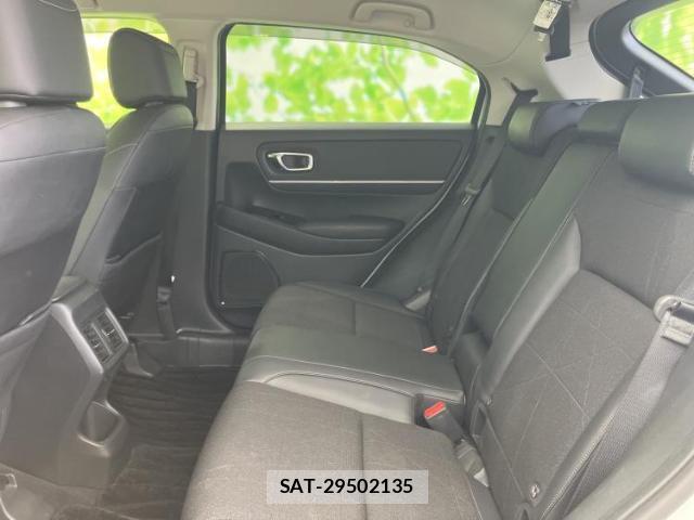 Honda VEZEL 2023-03 8225435-6