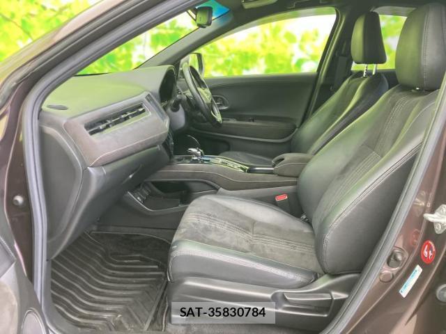 Honda VEZEL 2018-02 8225500-5