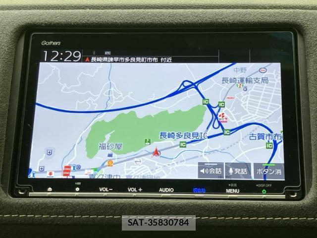 Honda VEZEL 2018-02 8225500-8