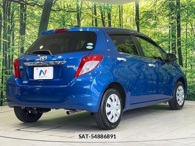Toyota VITZ 2012-04 8216665-17