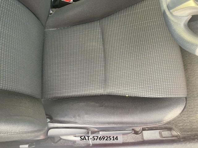 Toyota VITZ 2015-07 8217146-16