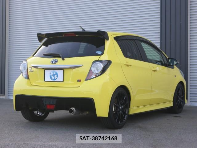 Toyota VITZ 2019-06 8217276-13