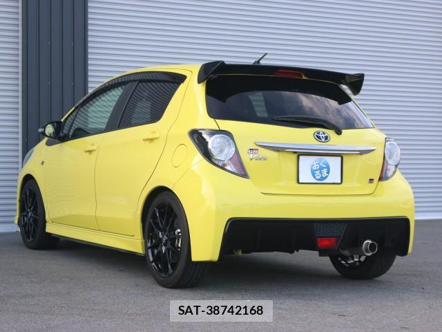 Toyota VITZ 2019-06 8217276-14