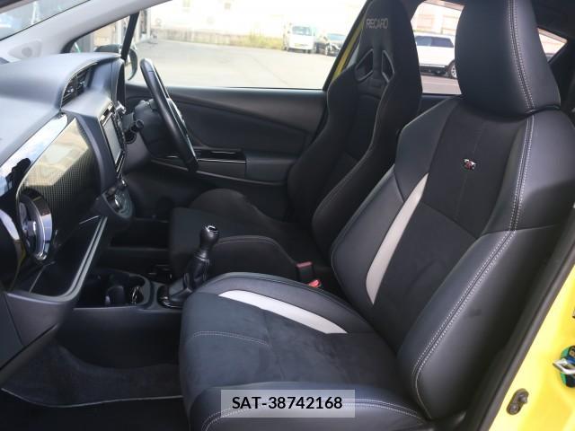 Toyota VITZ 2019-06 8217276-5