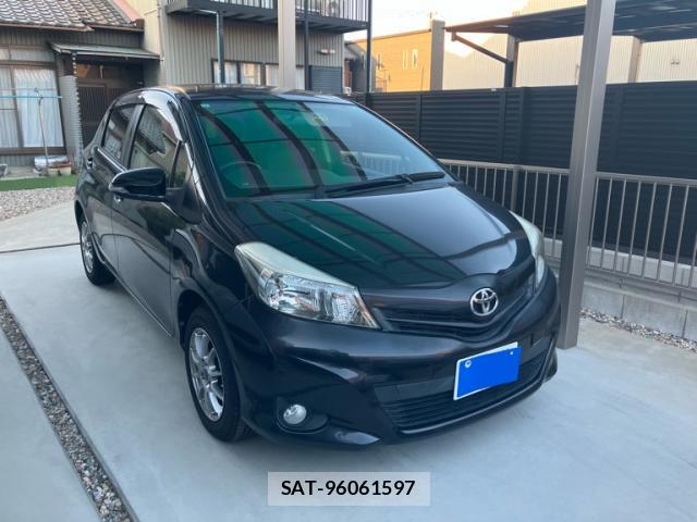 Toyota VITZ 2014-03 8219836-1