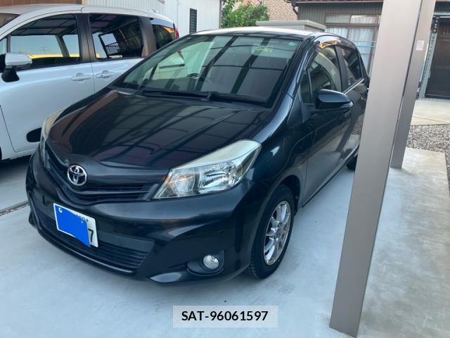Toyota VITZ 2014-03 8219836-2