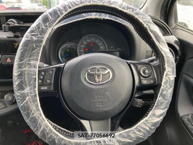 Toyota VITZ 2018-07 8219877-11