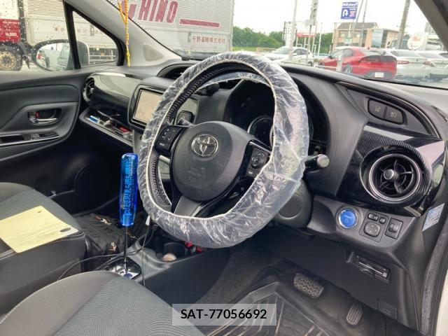Toyota VITZ 2018-07 8219877-8