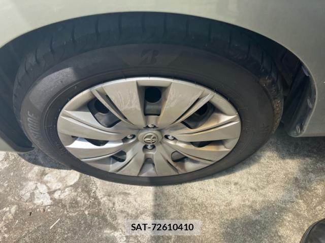 Toyota VITZ 2012-06 8219946-5