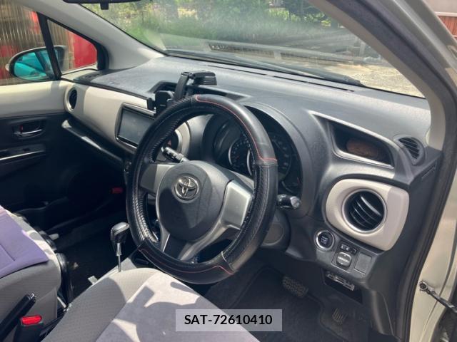 Toyota VITZ 2012-06 8219946-6