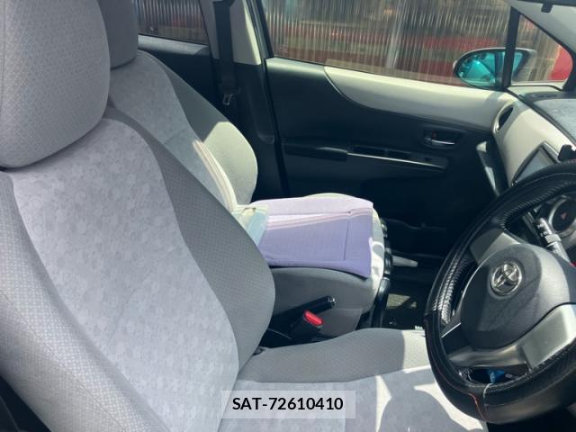 Toyota VITZ 2012-06 8219946-7