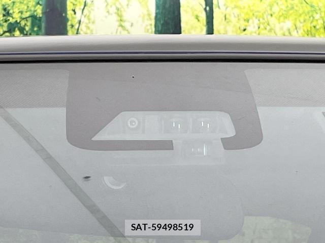 Toyota VITZ 2018-10 8220110-3