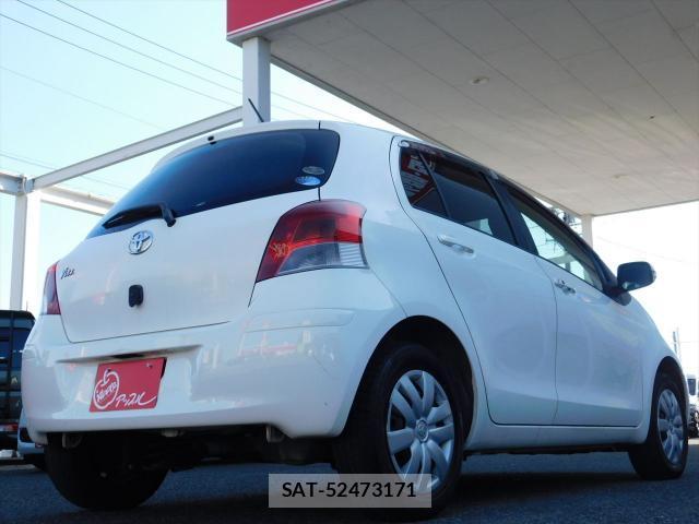 Toyota VITZ 2009-07 8221164-13