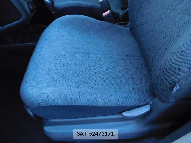 Toyota VITZ 2009-07 8221164-5