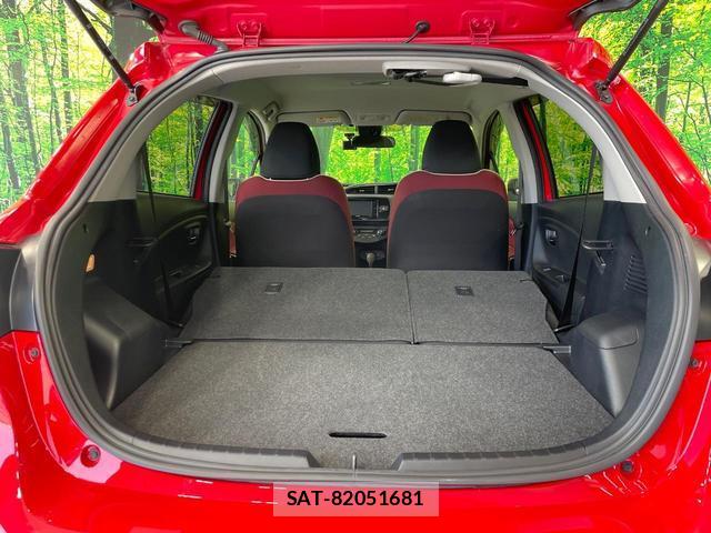 Toyota VITZ 2017-10 8221283-9