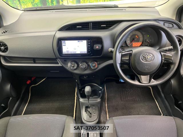 Toyota VITZ 2016-03 8221632-1