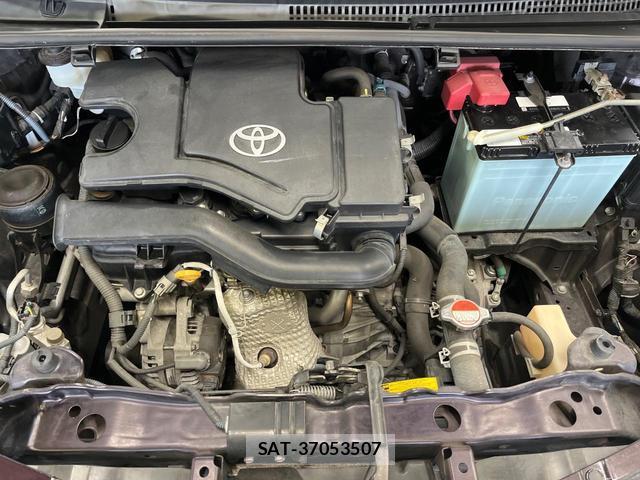 Toyota VITZ 2016-03 8221632-17