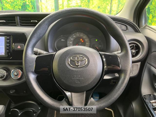 Toyota VITZ 2016-03 8221632-4