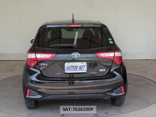 Toyota VITZ 2019-07 8222213-13