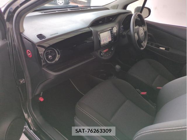 Toyota VITZ 2019-07 8222213-14