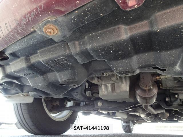 Toyota VITZ 2010-04 8222695-10