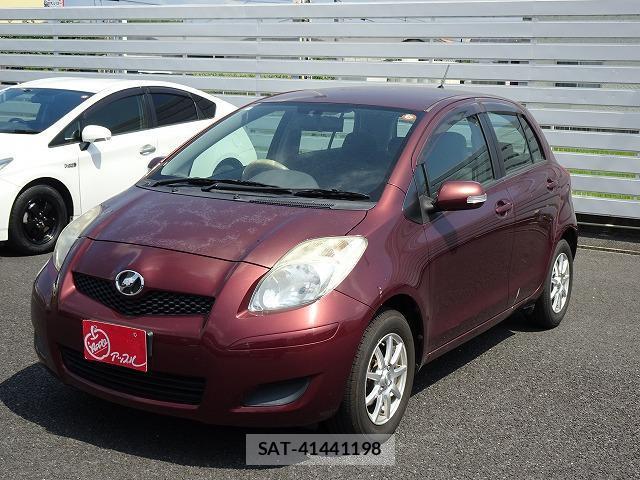 Toyota VITZ 2010-04 8222695-2