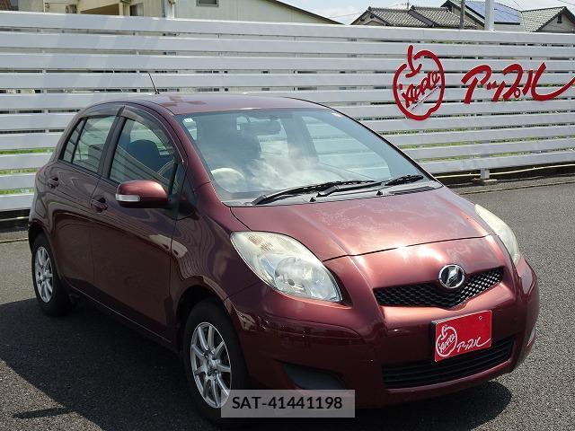 Toyota VITZ 2010-04 8222695-3