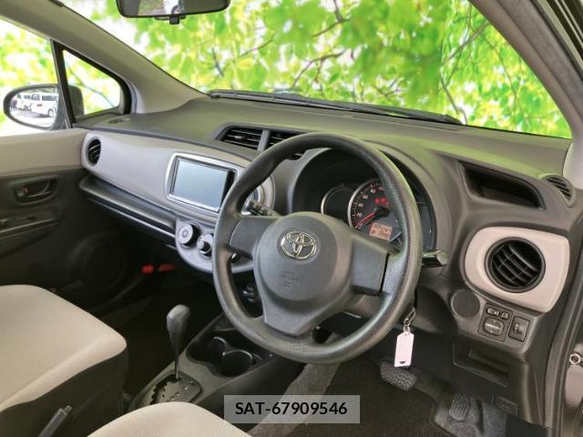 Toyota VITZ 2013-07 8222985-4