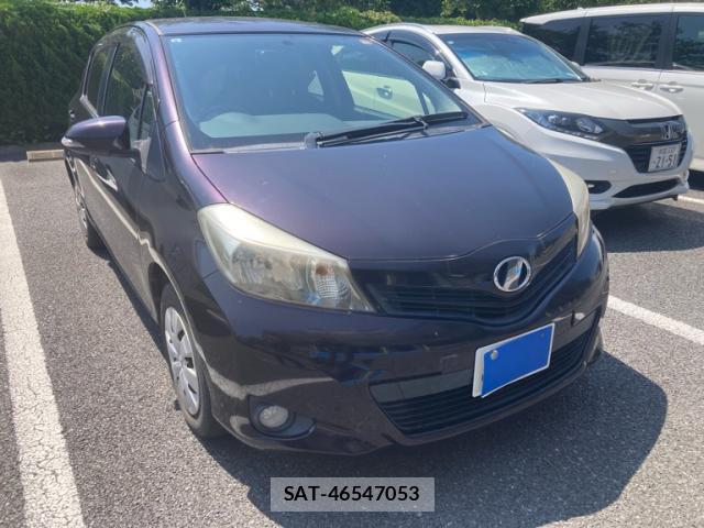 Toyota VITZ 2013-08 8223568-1
