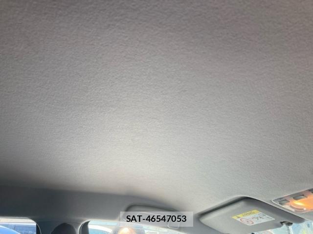 Toyota VITZ 2013-08 8223568-8