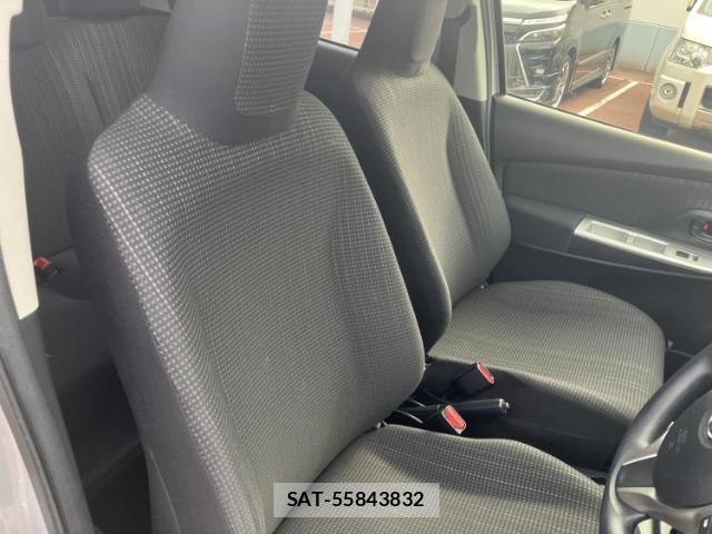 Toyota VITZ 2014-12 8225184-3