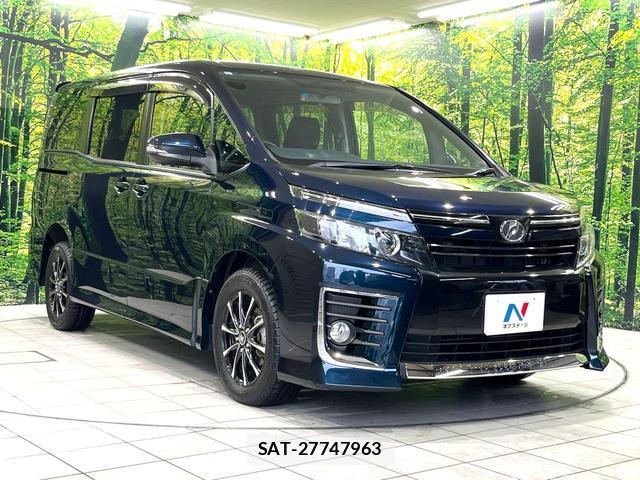 Toyota VOXY 2014-06 8216120-17