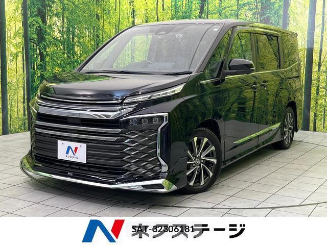 Toyota VOXY 2023-06 8216328-0