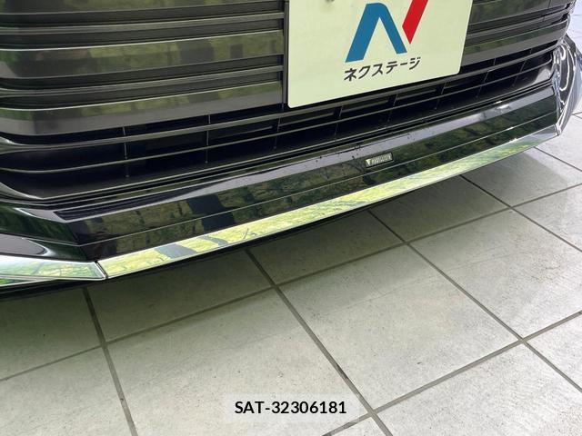 Toyota VOXY 2023-06 8216328-2