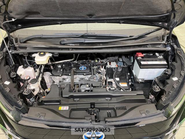 Toyota VOXY 2022-09 8216329-17