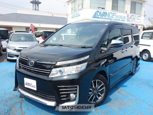 Toyota VOXY 2016-02 8216756-0