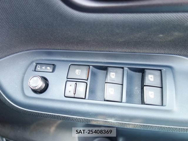 Toyota VOXY 2016-02 8216756-11