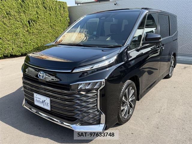 Toyota VOXY 2023-07 8216777-16