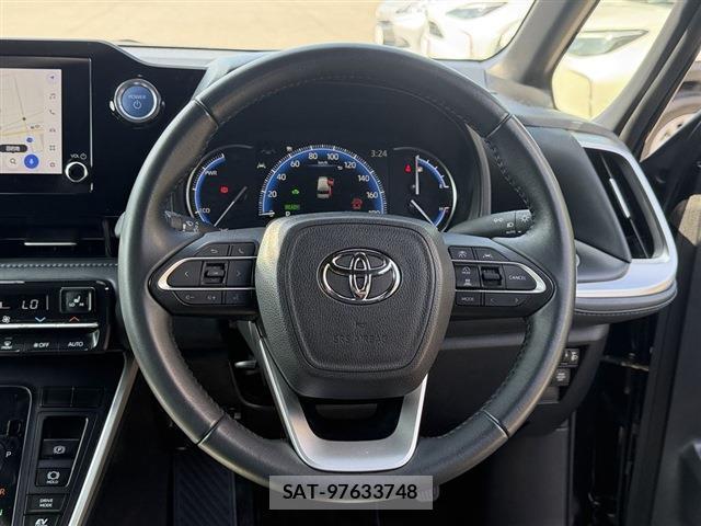 Toyota VOXY 2023-07 8216777-17