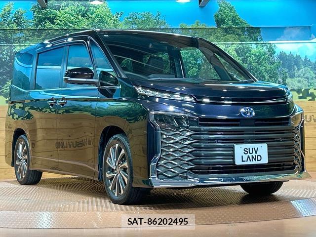Toyota VOXY 2023-06 8216784-16
