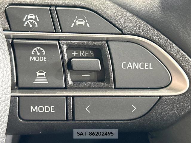 Toyota VOXY 2023-06 8216784-6