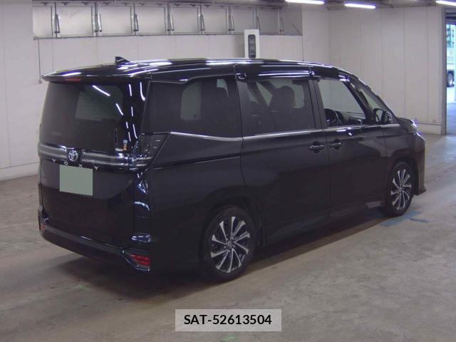 Toyota VOXY 2024-03 8217003-4