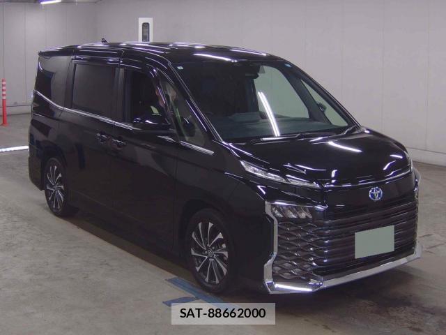 Toyota VOXY 2023-02 8217066-0