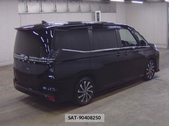 Toyota VOXY 2023-07 8217078-4