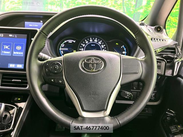 Toyota VOXY 2020-09 8217105-12