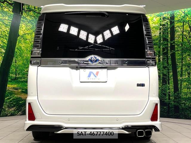 Toyota VOXY 2020-09 8217105-16