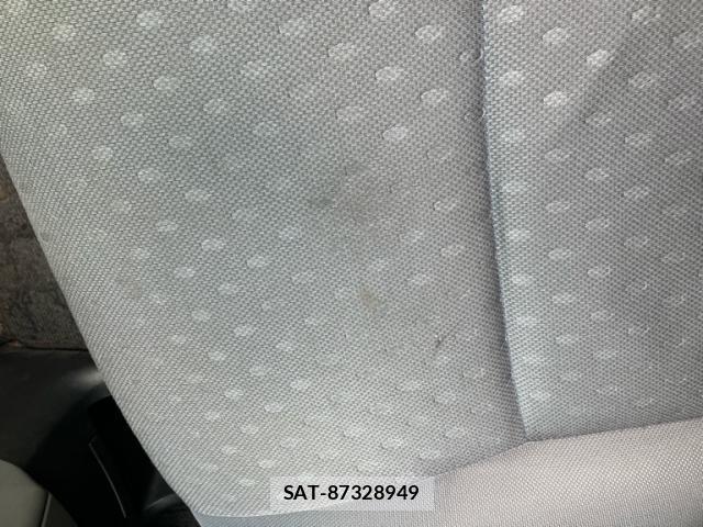 Toyota VOXY 2002-02 8217164-5