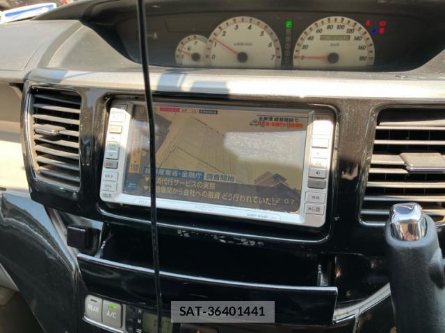 Toyota VOXY 2002-02 8217166-10