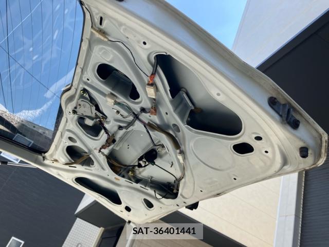 Toyota VOXY 2002-02 8217166-17