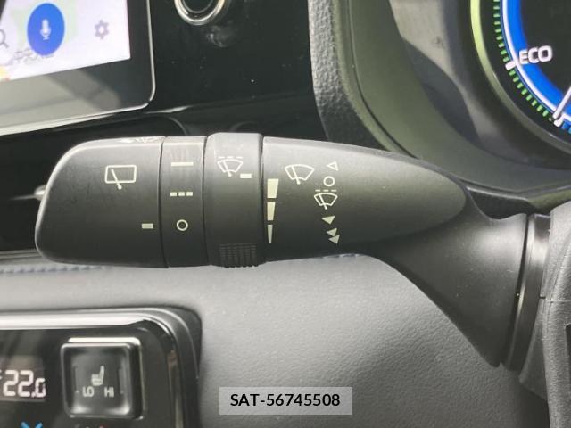 Toyota VOXY 2023-01 8217211-16